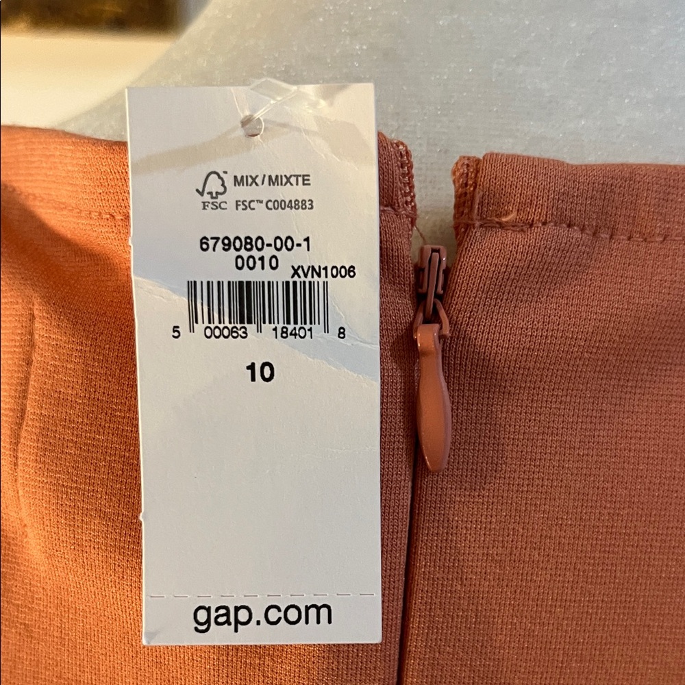 NWT GAP Fit & Flare Ponte Dress With Pockets - Picture 6 of 9